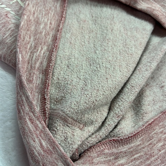 Vacationland Wear Graphic Hooded Sweatshirt Heathered Red w Kangaroo Pocket S - Picture 10 of 13